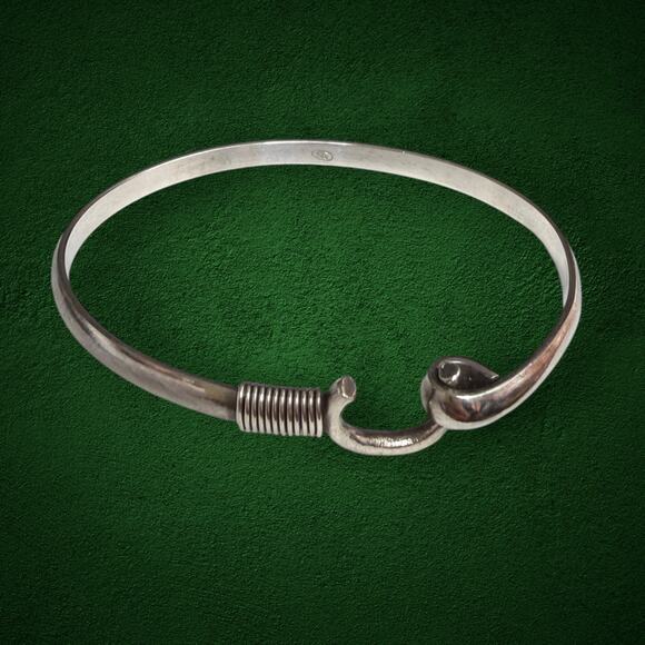 Stelring Jewelry - 925 Sterling Silver Horseshoe Hook Bangle Bracelet Artisan Vintage Style